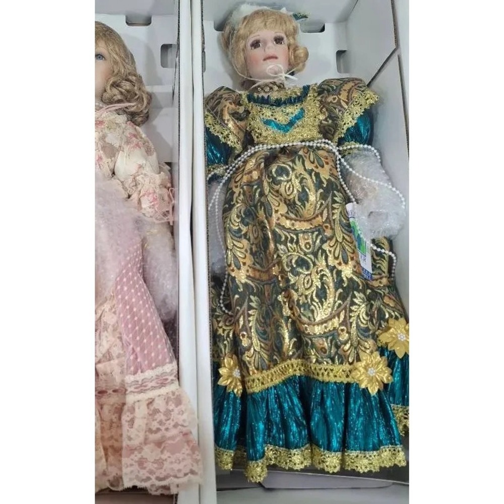 Vintage Treasures Forever Collection By William Tung Porcelain Nicole Doll